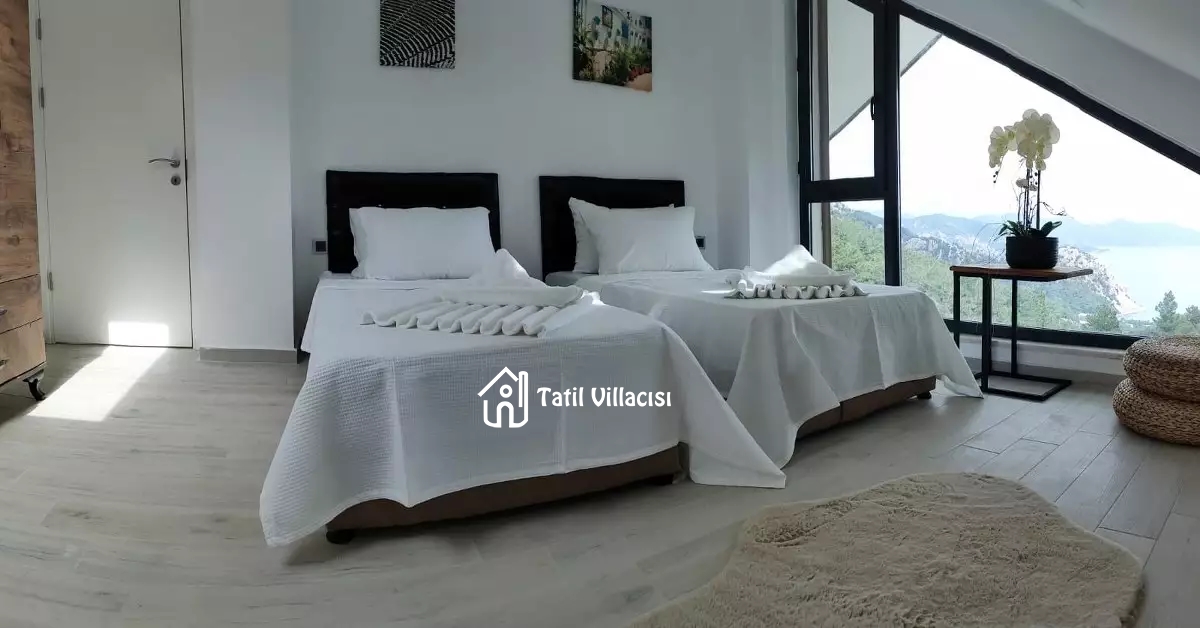 Villa Grey 1