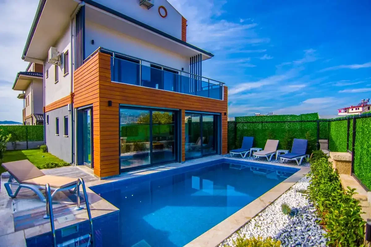 Villa Kırmızı