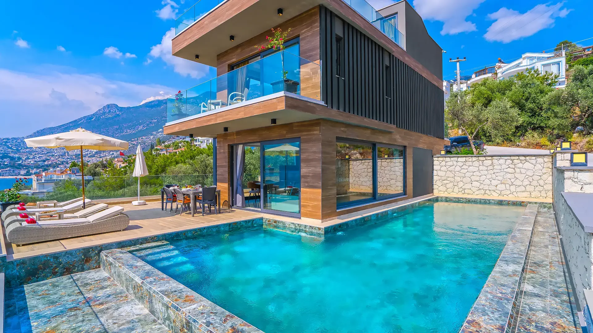 Villa Uğurlu Duo
